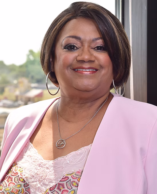 Pat Brewer, D.I.V.A.S. volunteer and interior designer